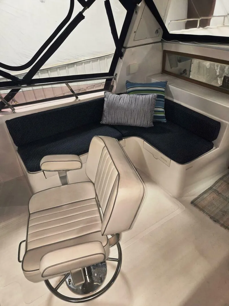 Slide: The Image of Marine Trader 47 Cockpit Motor Yacht 1989 - 5098642