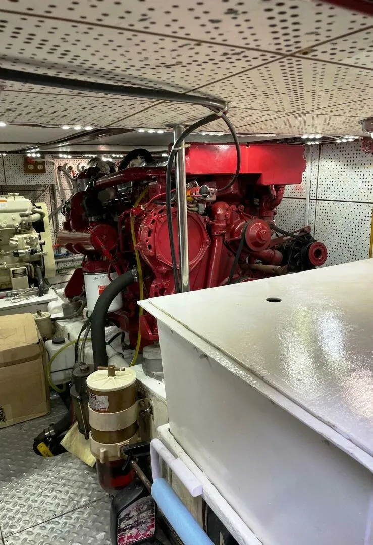 Slide: The Image of Marine Trader 47 Cockpit Motor Yacht 1989 - 5086761