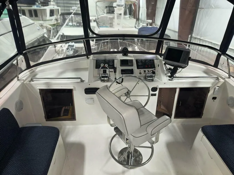 Slide: The Image of Marine Trader 47 Cockpit Motor Yacht 1989 - 5098631