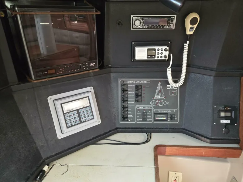 Slide: The Image of Nav Station - 5087093