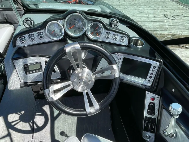 Slide: The Image of Mastercraft X23 2016 - 5087100