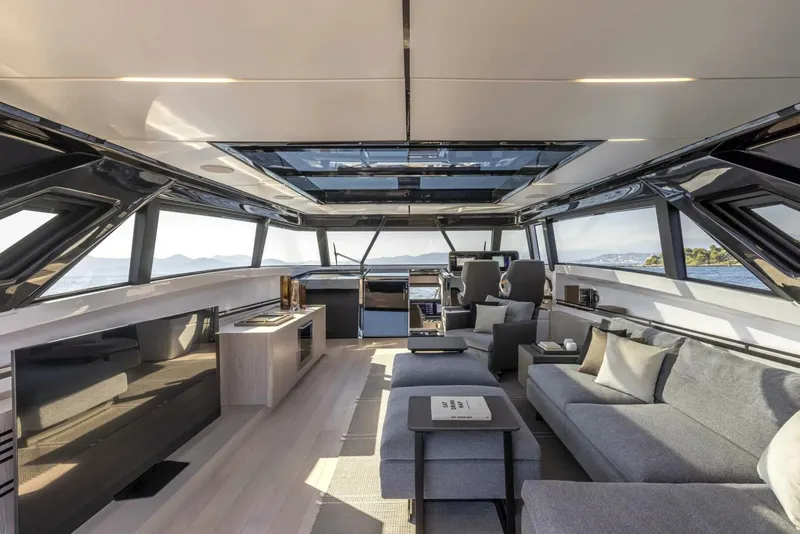 Slide: The Image of Ferretti Skydeck 2022 - 5087406