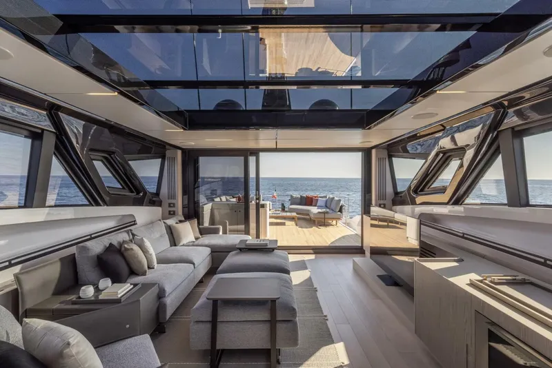 Slide: The Image of Ferretti Skydeck 2022 - 5087411
