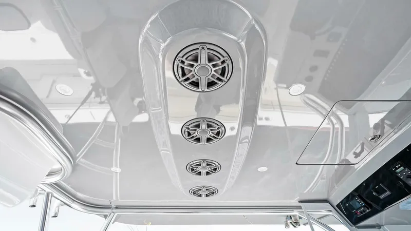 Slide: The Image of Valhalla Boatworks 46 2023 - 5087943