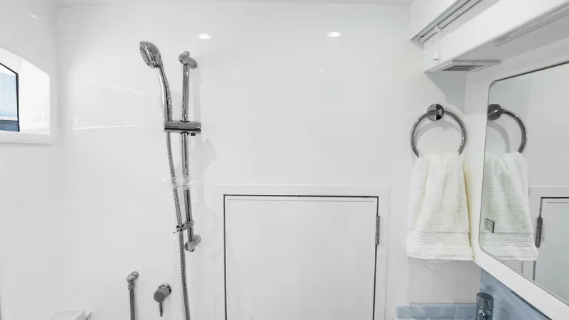 Slide: The Image of Valhalla Boatworks 46 2023 - 5087957