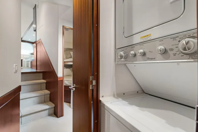 Slide: The Image of Hatteras GT63 2016 - 5089095