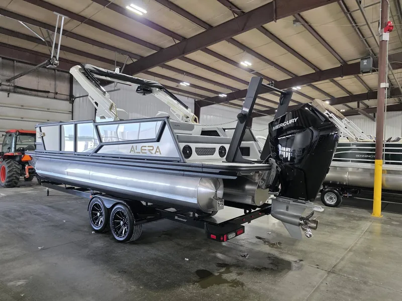 Slide: The Image of Alera M25L Tritoon 2027 - 7