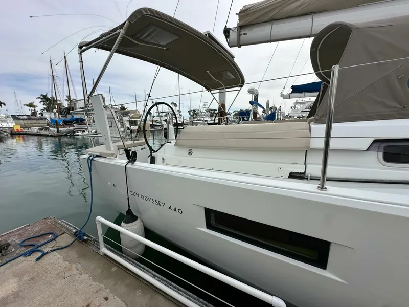 Slide: The Image of Jeanneau 440 Sun Odyssey 2019 - 5089606