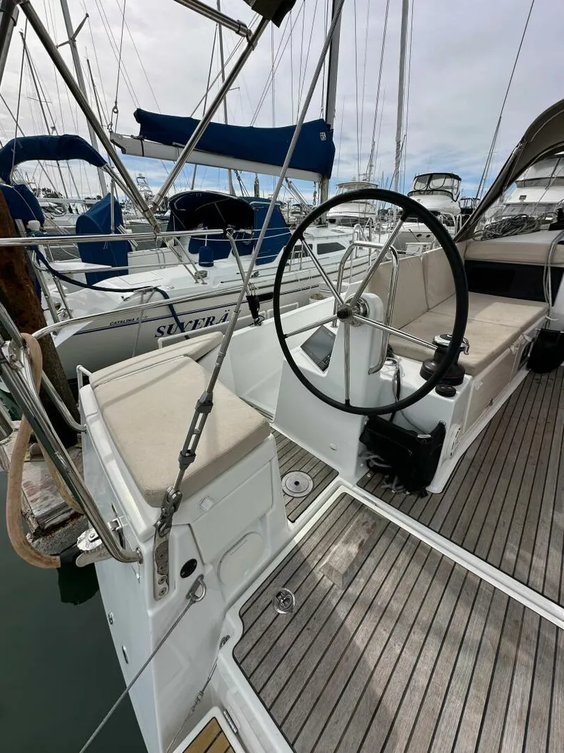 Slide: The Image of Jeanneau 440 Sun Odyssey 2019 - 5089631