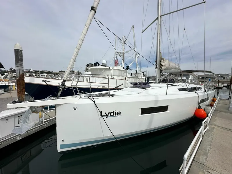 Slide: The Image of Jeanneau 440 Sun Odyssey 2019 - 5089600