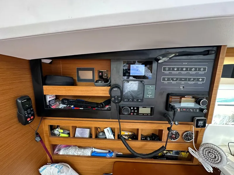 Slide: The Image of Jeanneau 440 Sun Odyssey 2019 - 5089652