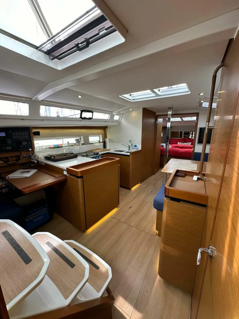 Slide: The Image of Jeanneau 440 Sun Odyssey 2019 - 5089665