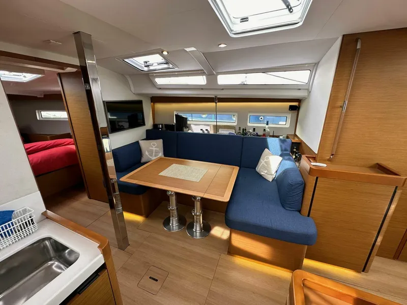 Slide: The Image of Jeanneau 440 Sun Odyssey 2019 - 5089678