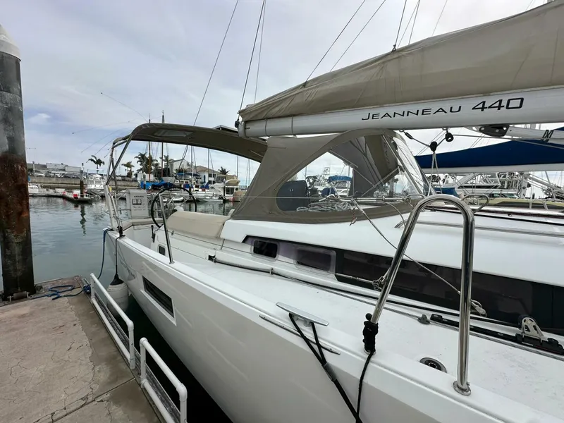 Slide: The Image of Jeanneau 440 Sun Odyssey 2019 - 5089605