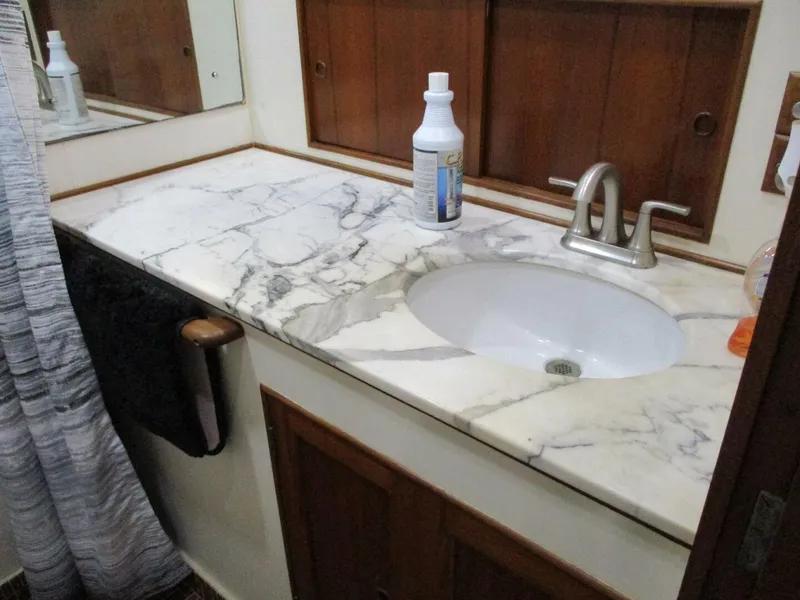 Slide: The Image of Kong & Halvorsen 51 1982 - 5089949