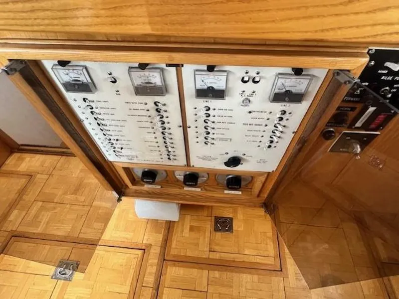 Slide: The Image of Duffy Wilbur 1989 - 5101831