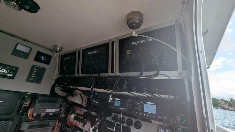 Slide: The Image of Vela Boatworks 368 Center Console 2021 - 5096925