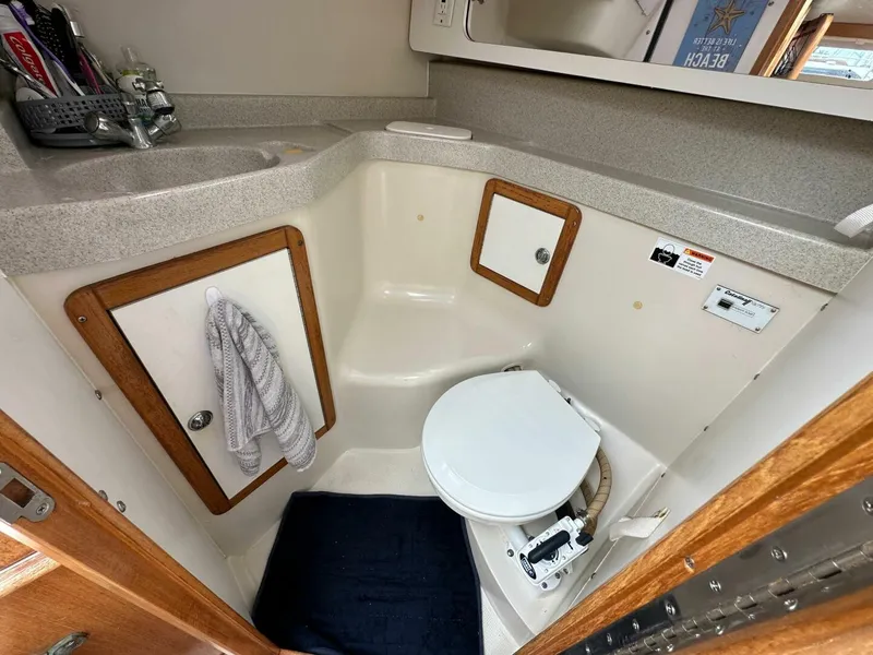 Slide: The Image of Catalina 34 MKII 2006 - 5091220