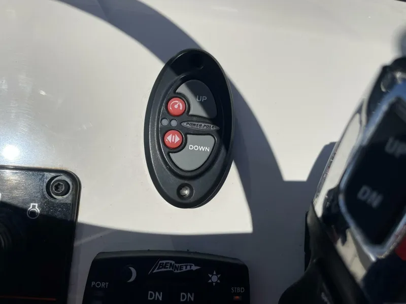 Slide: The Image of Skeeter SX2550 2022 - 5091623