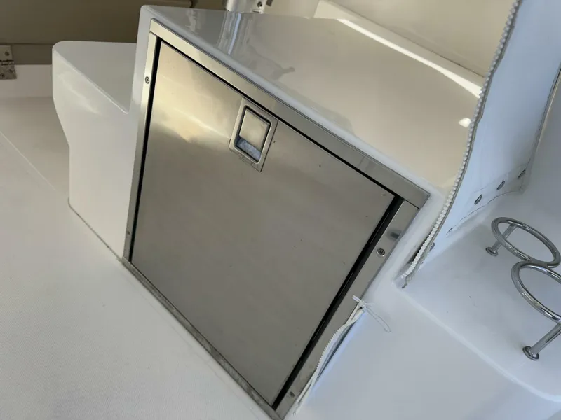 Slide: The Image of Pursuit 365i Sport Coupe 2015 - 5092255