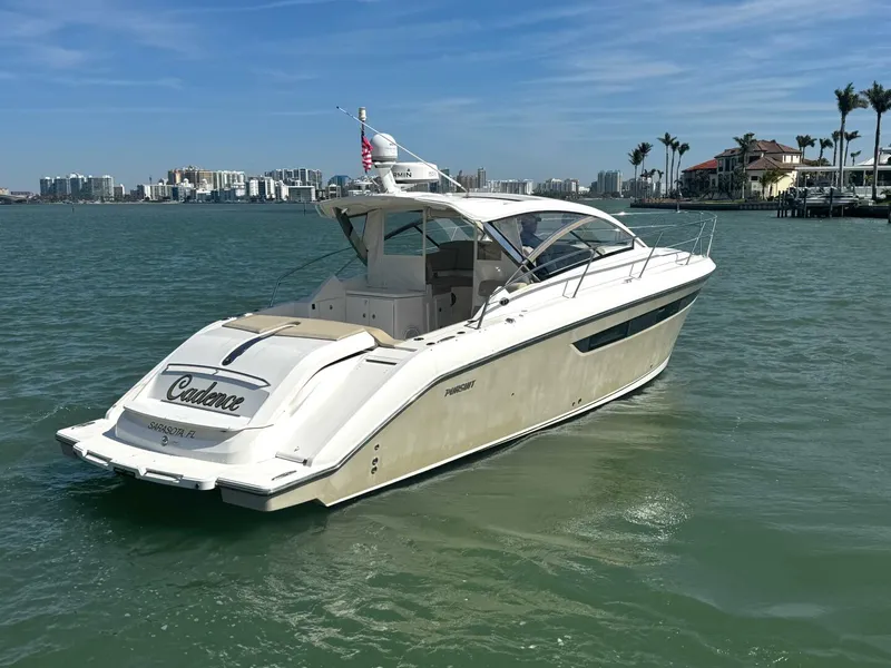 Slide: The Image of Pursuit 365i Sport Coupe 2015 - 5092172