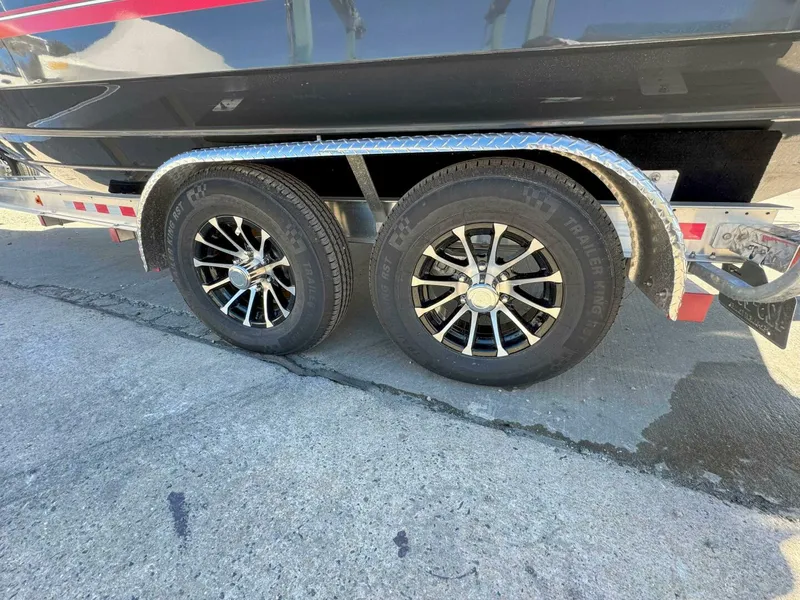 Slide: The Image of Regulator Marine 23fs 2021 - 5222409