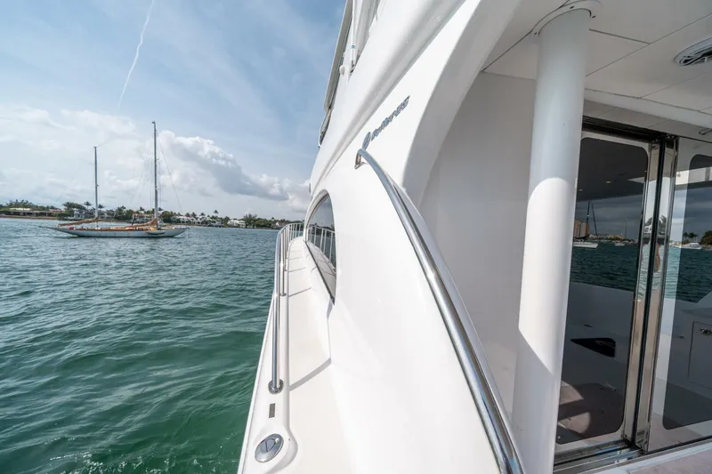 Slide: The Image of Hatteras 64 Motoryacht 2008 - 5262076