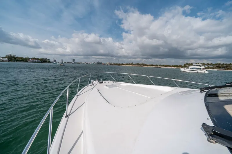 Slide: The Image of Hatteras 64 Motoryacht 2008 - 5262077