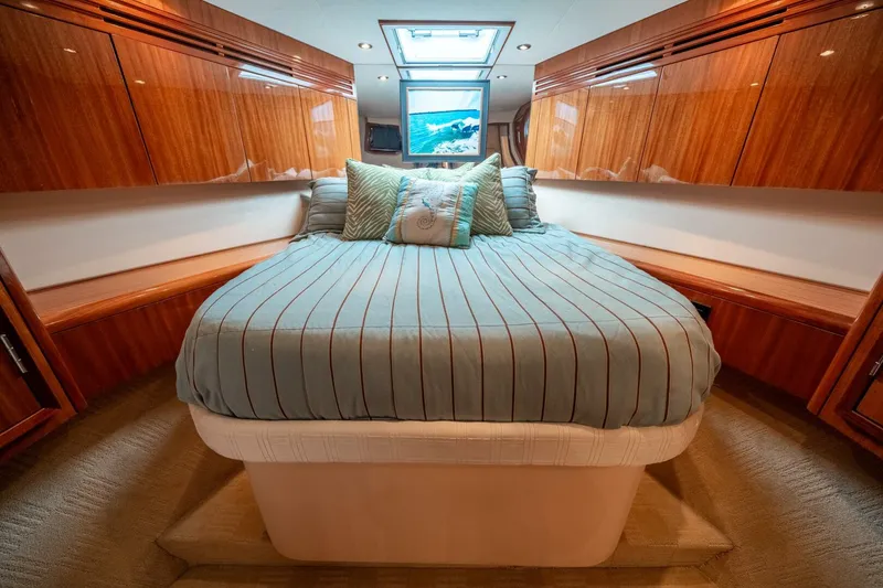 Slide: The Image of Hatteras 64 Motoryacht 2008 - 5262093