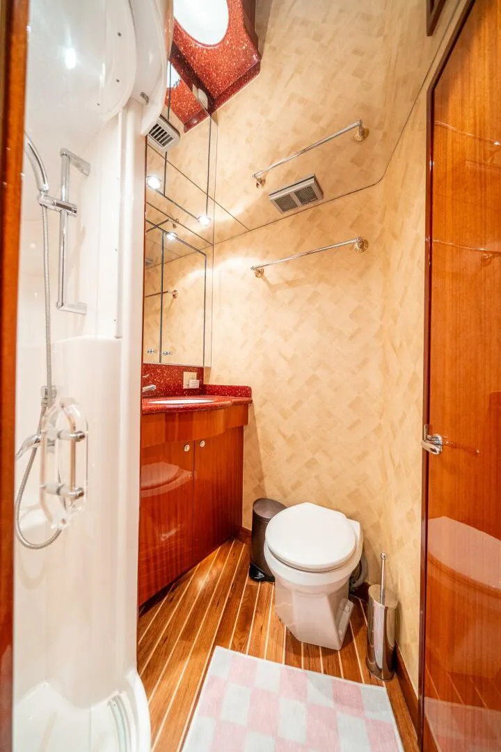 Slide: The Image of Hatteras 64 Motoryacht 2008 - 5262099