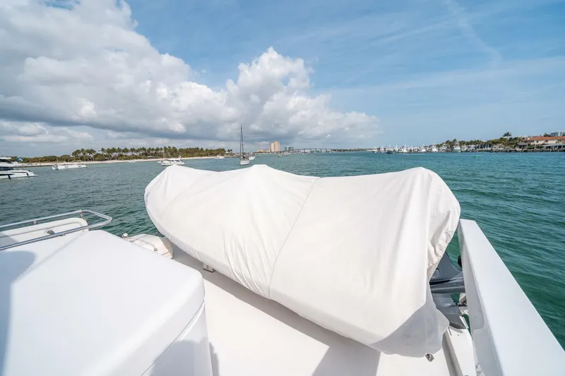 Slide: The Image of Hatteras 64 Motoryacht 2008 - 5262103