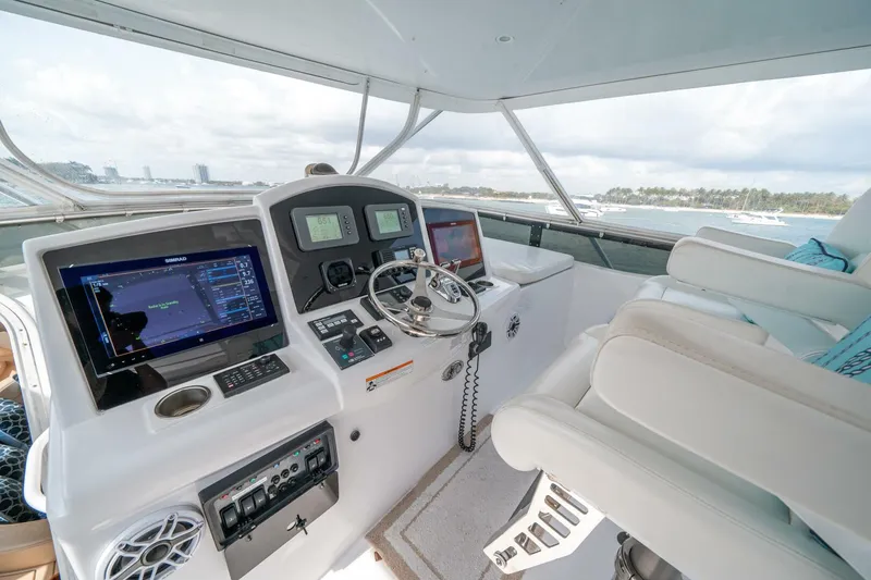 Slide: The Image of Hatteras 64 Motoryacht 2008 - 5262112