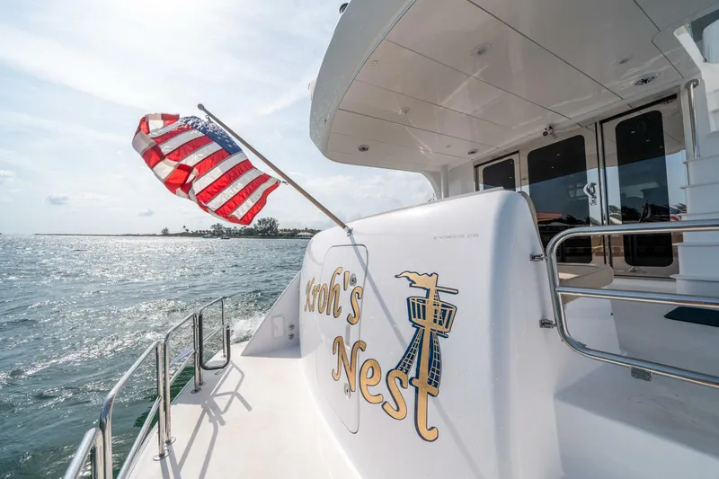 Slide: The Image of Hatteras 64 Motoryacht 2008 - 5262069