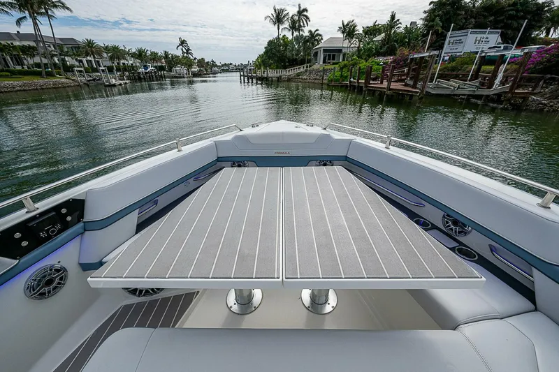 Slide: The Image of Formula 430 All Sport Crossover 2022 - 5093591