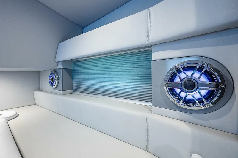 Slide: The Image of Formula 430 All Sport Crossover 2022 - 5093616