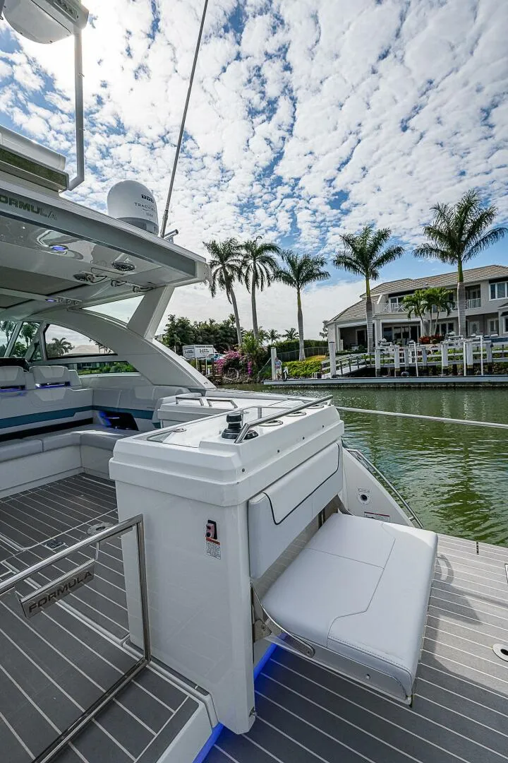 Slide: The Image of Formula 430 All Sport Crossover 2022 - 5093638