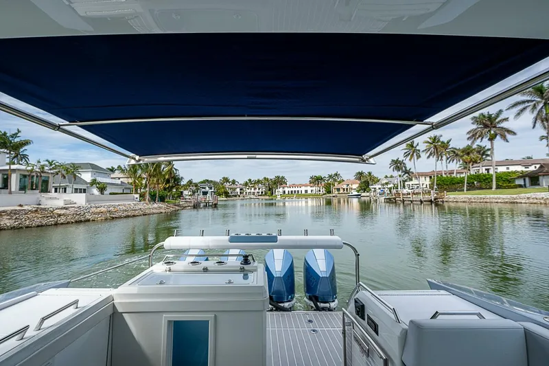 Slide: The Image of Formula 430 All Sport Crossover 2022 - 5093646