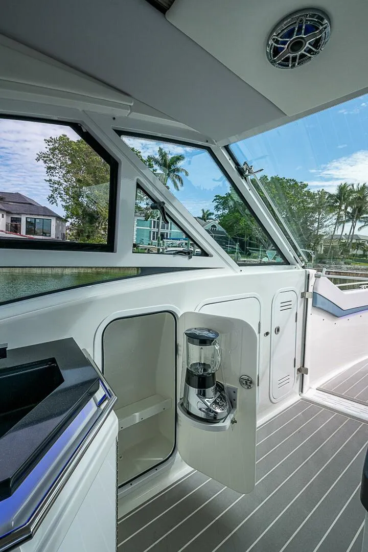 Slide: The Image of Formula 430 All Sport Crossover 2022 - 5093648