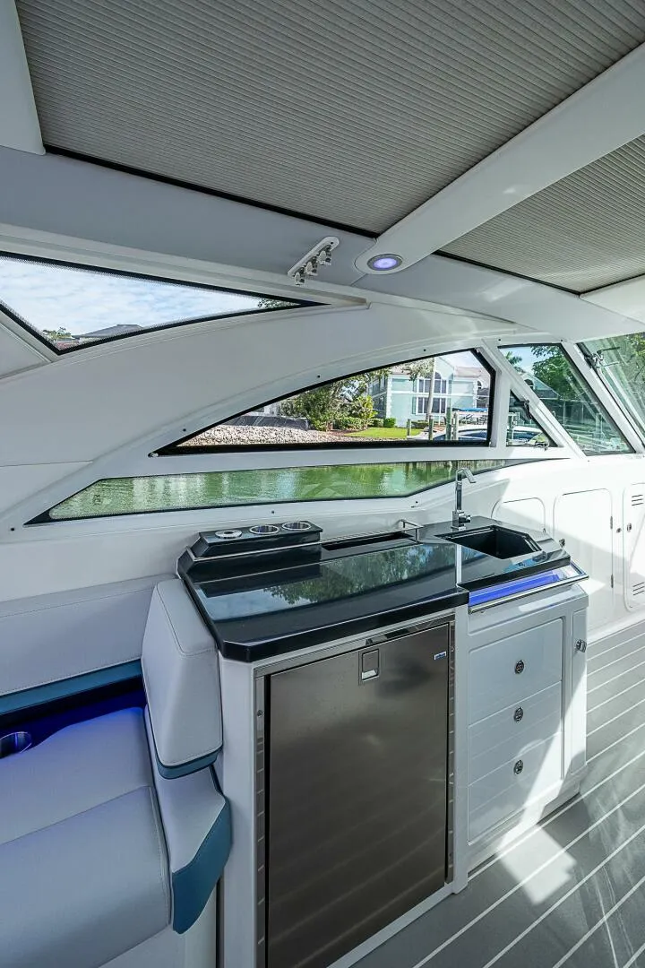 Slide: The Image of Formula 430 All Sport Crossover 2022 - 5093649