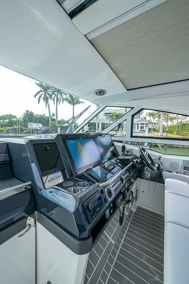 Slide: The Image of Formula 430 All Sport Crossover 2022 - 5093653