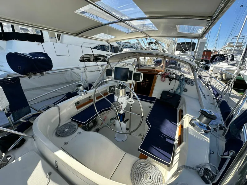 Slide: The Image of Pacific Seacraft 40 Voyager 1998 - 5095856