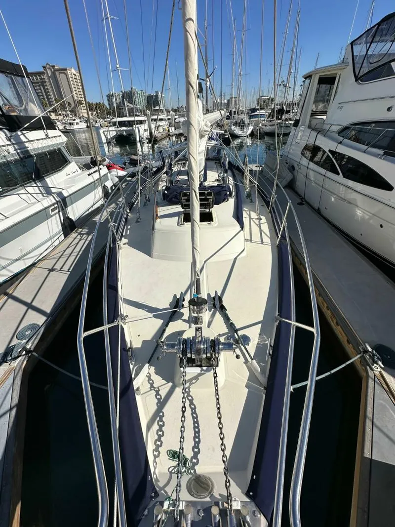 Slide: The Image of Pacific Seacraft 40 Voyager 1998 - 5095867