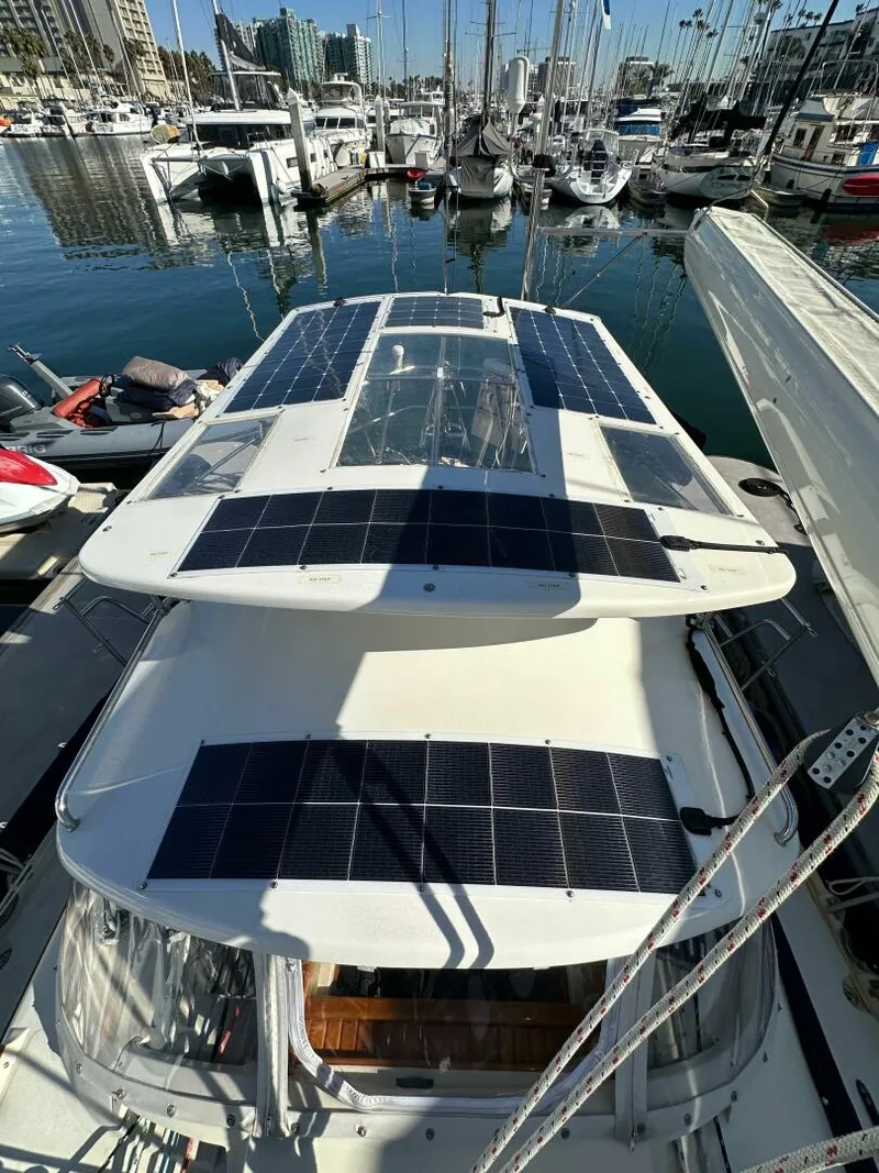 Slide: The Image of Pacific Seacraft 40 Voyager 1998 - 5095875