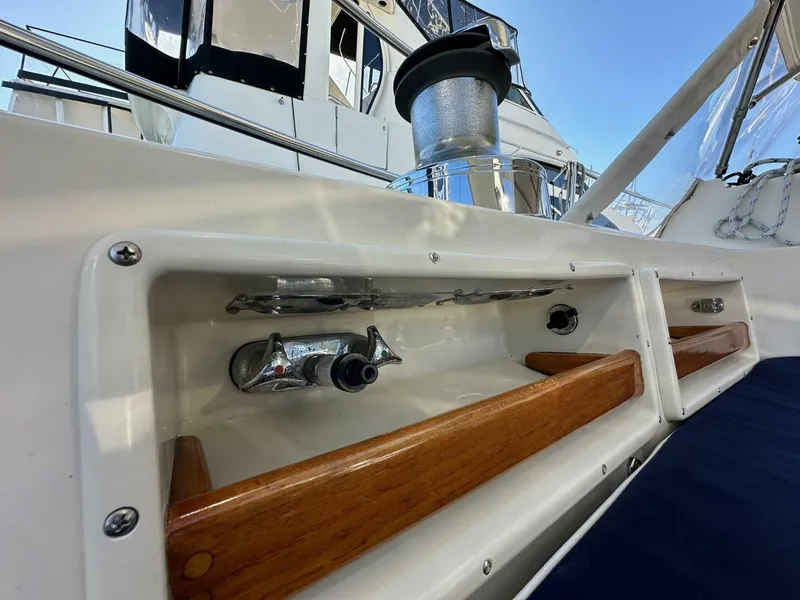 Slide: The Image of Pacific Seacraft 40 Voyager 1998 - 5095881