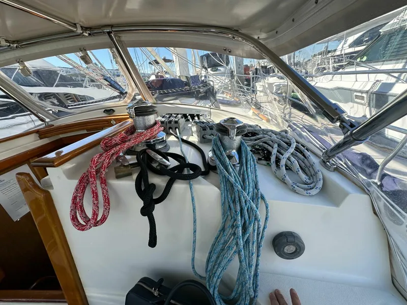 Slide: The Image of Pacific Seacraft 40 Voyager 1998 - 5095883