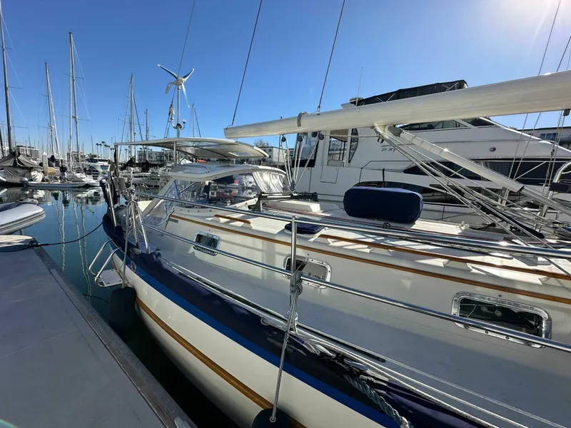 Slide: The Image of Pacific Seacraft 40 Voyager 1998 - 5095851