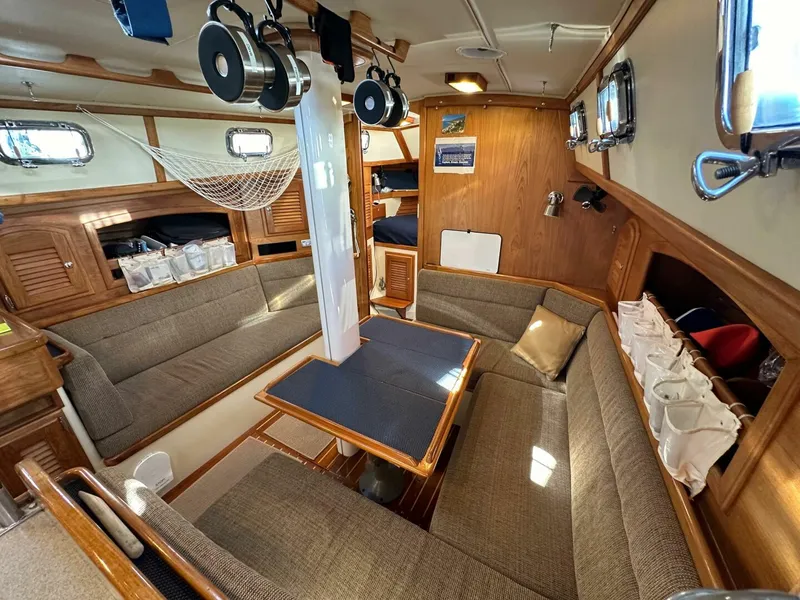 Slide: The Image of Pacific Seacraft 40 Voyager 1998 - 5095915