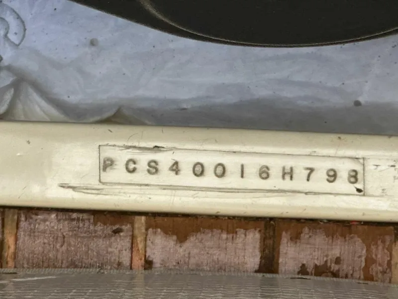 Slide: The Image of Pacific Seacraft 40 Voyager 1998 - 5095926