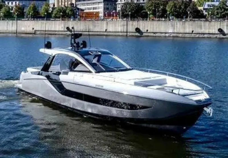Slide: The Image of Azimut 47 Verve 2023 - 5096700