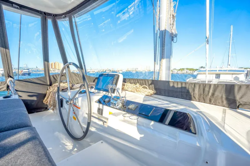 Slide: The Image of Lagoon 46 2024 - 5097308